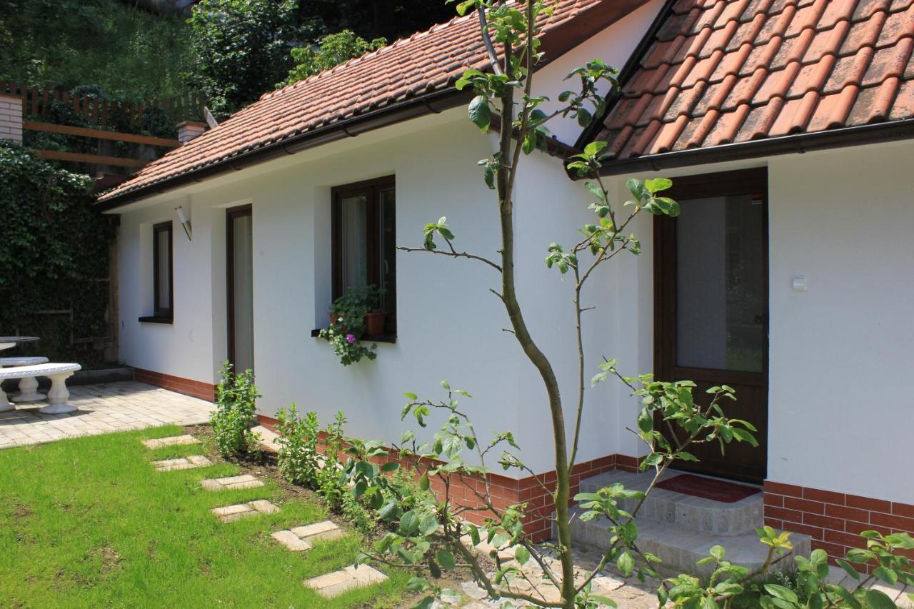 Domek Praha - Zbraslav, u zámku Esterno foto